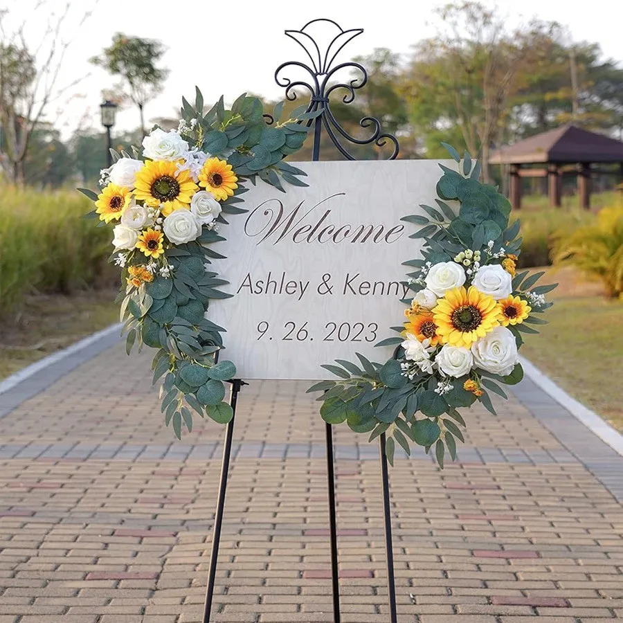 Senior Sign Flower Yellow