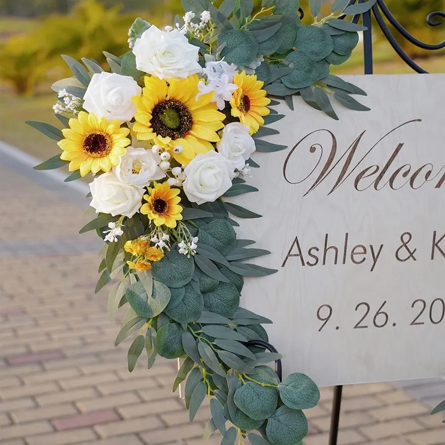 Senior Sign Flower Yellow