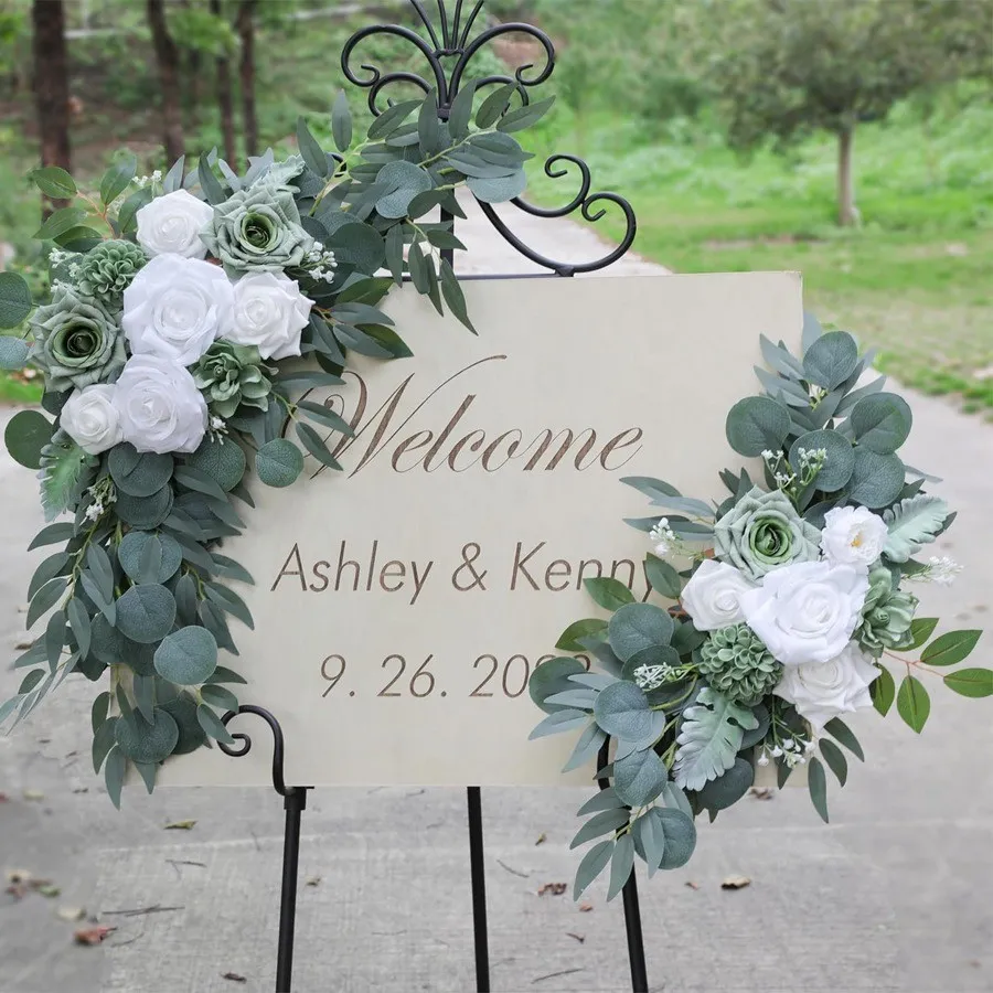 Senior Sign Flower Green & White