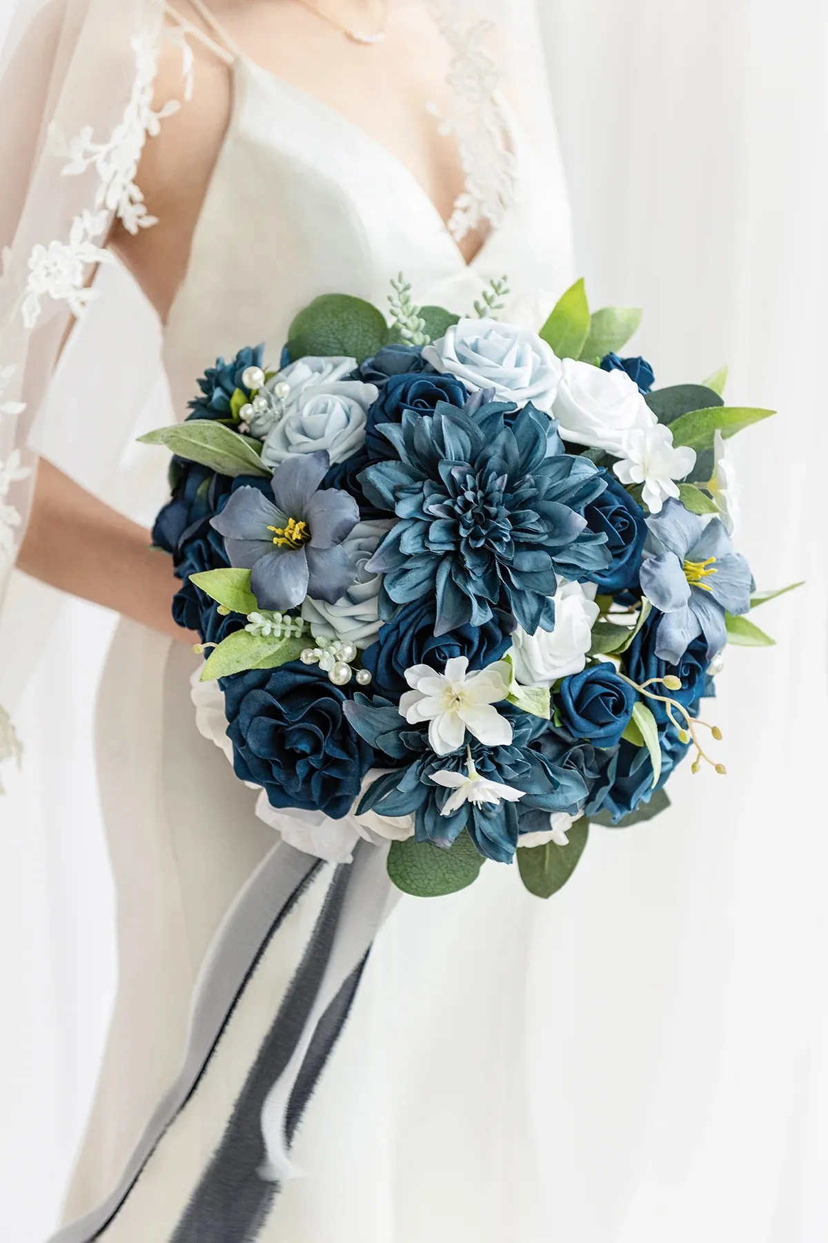 Royal Sphere Elegance Bouquet
