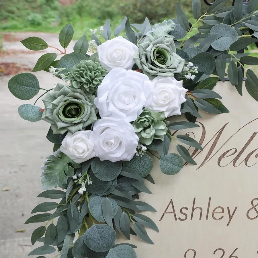 Senior Sign Flower Green & White